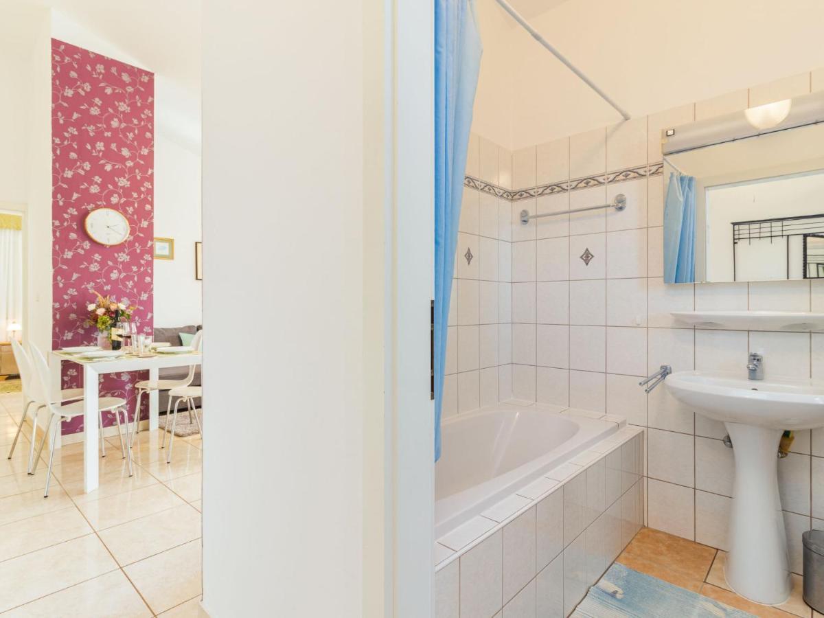 Nova Vas  Apartment Viktorija - Prc405 By Interhome מראה חיצוני תמונה
